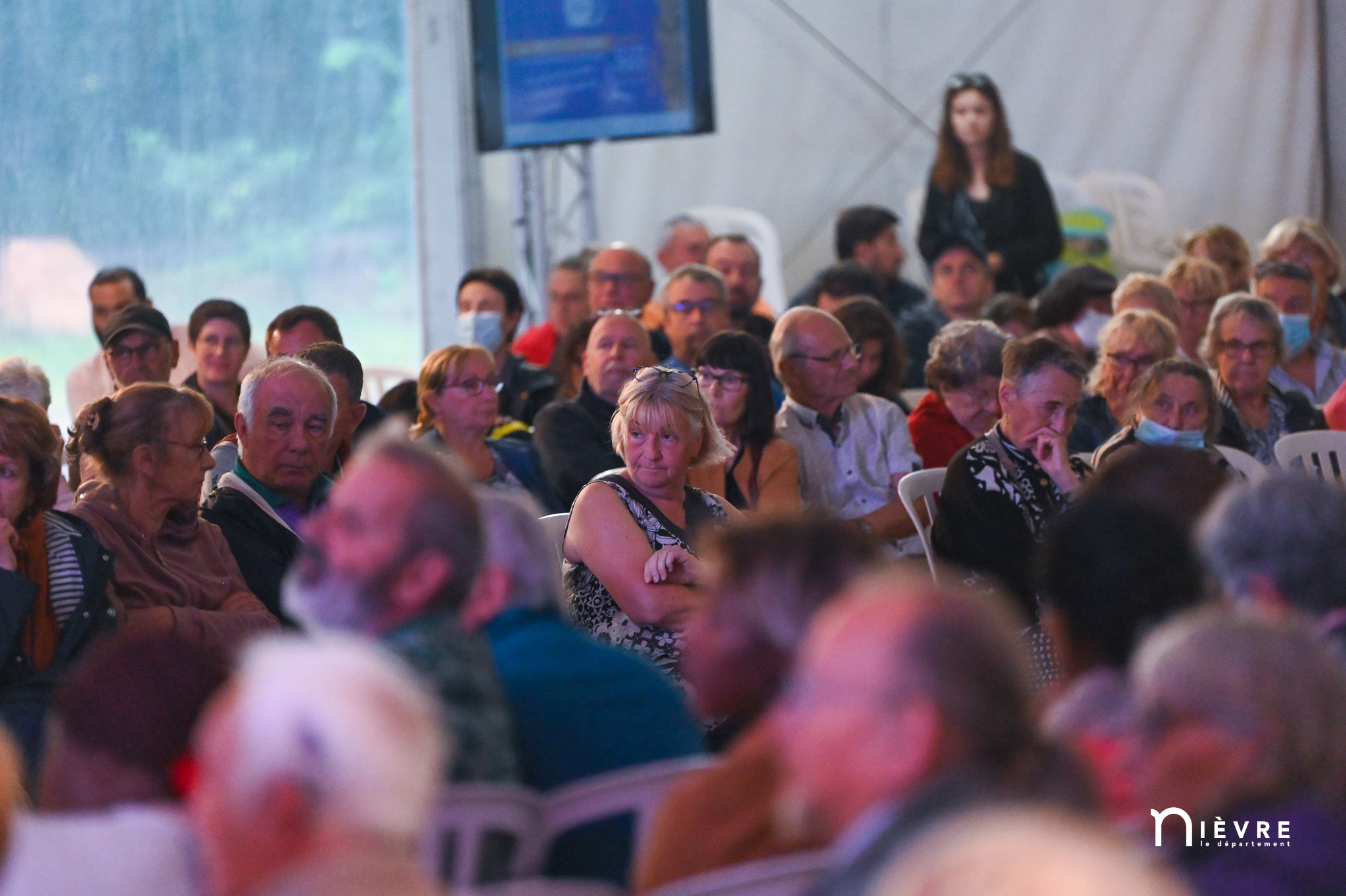 #01 [Fondateur] : Poursuivre le dialogue direct avec les Nivernais, suivre les engagements pris dans le cadre d’Imagine la Nièvre ! et permettre l'engagement citoyen dans la création de nouveaux services